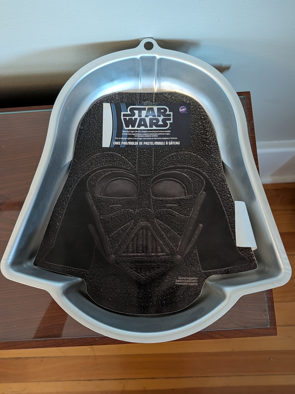 Wilton Star Wars Darth Vader Cake Pan Mold NWT